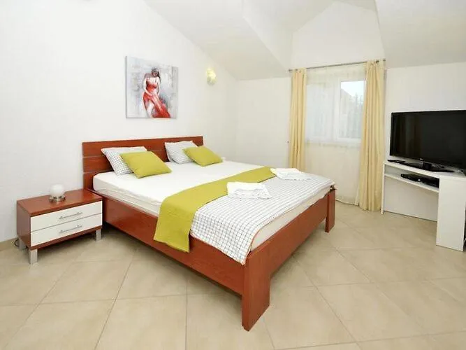 Moonlight - Two Bedroom With Sea View Balcony And Terrace Delux Apartmán *