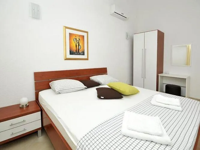 Moonlight - Two Bedroom With Sea View Balcony And Terrace Delux Apartmán *