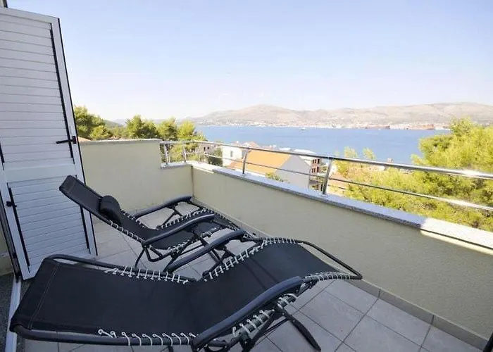 Moonlight - Two Bedroom With Sea View Balcony And Terrace Delux Apartmán